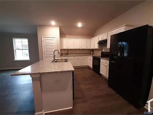 102 Jerrie Lynn Blvd — Photo 3
