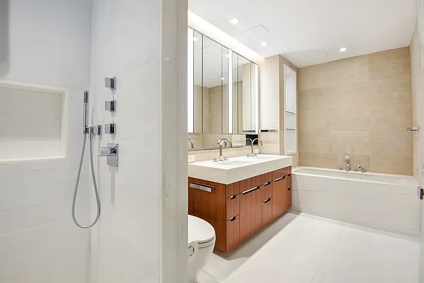 Rented by Lexington Real Estate Group | media 24