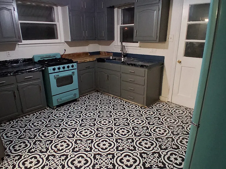 944 Riverview Ave — Photo 4