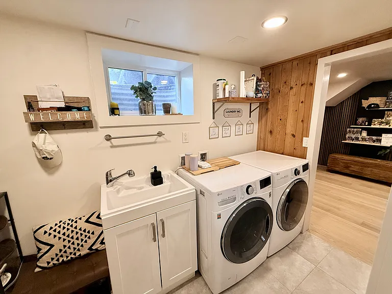 4146 46th Ave SW — Photo 28
