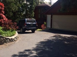388 Pioneer Rd, Lake Arrowhead, CA 92352