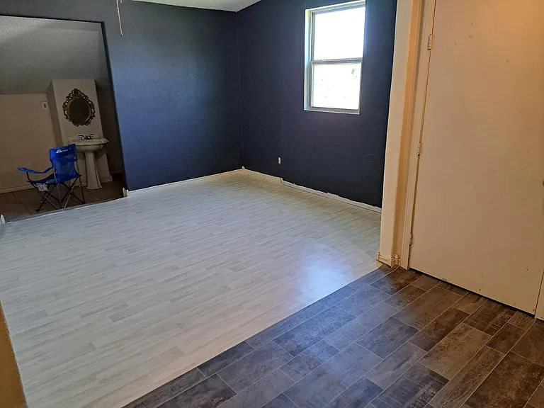 Bonus Room-Upstairs