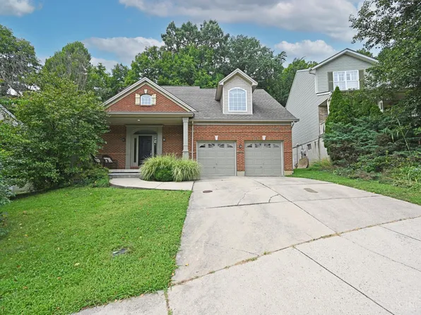 5005 Dovetail Ln, Cincinnati, OH 45223