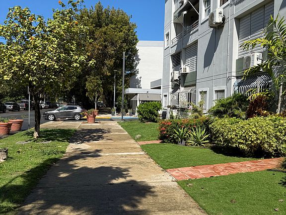 2nd image of 1 Avenue Arterial Hostos