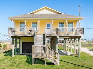 1014 Bluewater Dr, Surfside Beach, TX 77541