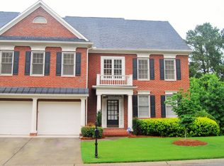 521 Vinings Estates Dr SE, Mableton, GA 30126