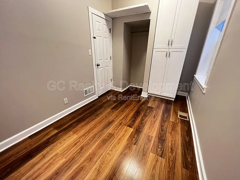 1439 N Artesian Ave #1 — Photo 23