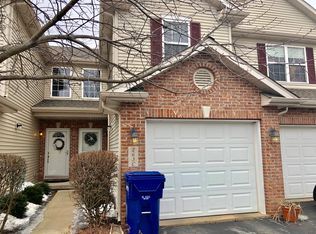 263C Bent Grass Cir, Dekalb, IL 60115