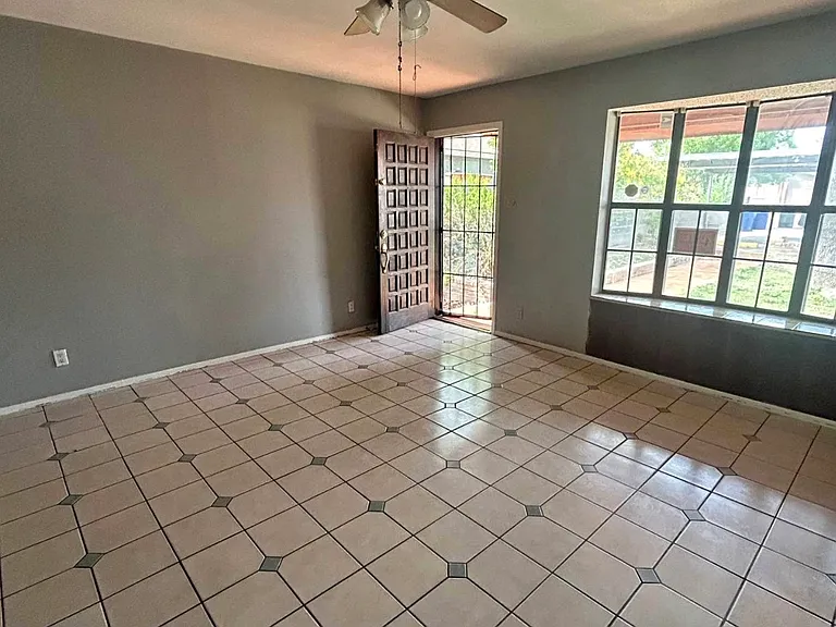 1803 Reynolds St #C — Photo 7