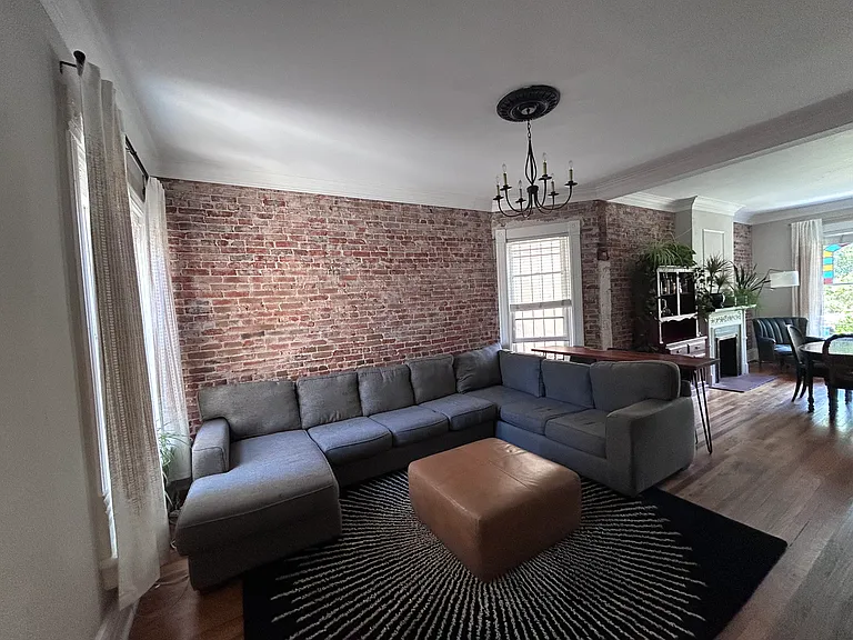 2242 N Ogden St — Photo 9