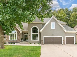 5416 NE Northgate Xing, Lees Summit, MO 64064