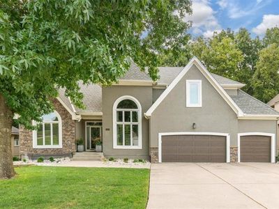 5416 NE Northgate Xing, Lees Summit, MO, 64064