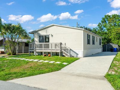8321 SE Skylark Avenue, Hobe Sound, FL, 33455