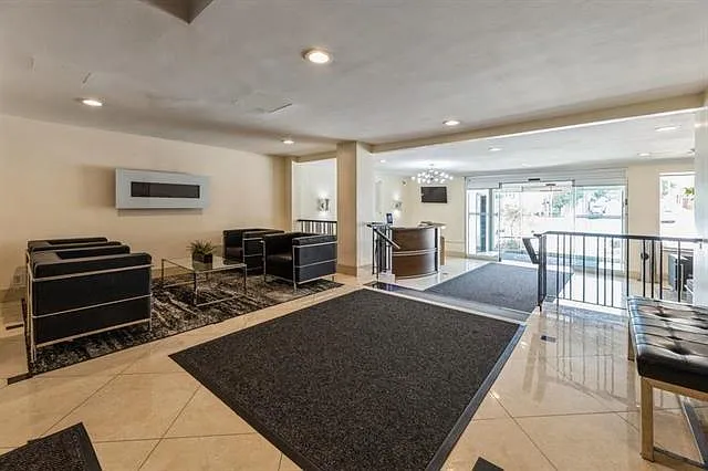 7100 Boulevard East #7 — Photo 4