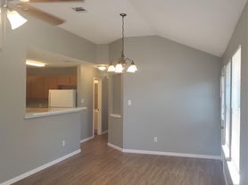 2221 Creekside Ln, Georgetown, TX