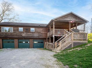576 Weaver Mill Rd, Smithfield, PA 15478