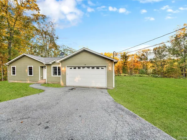 184 Penaluna Road, Monroe, NY 10950