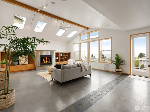 8745 Semiahmoo Drive, Blaine, WA 98230
