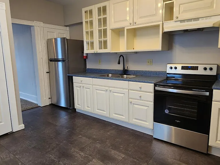 494 Ridge Ave — Photo 16