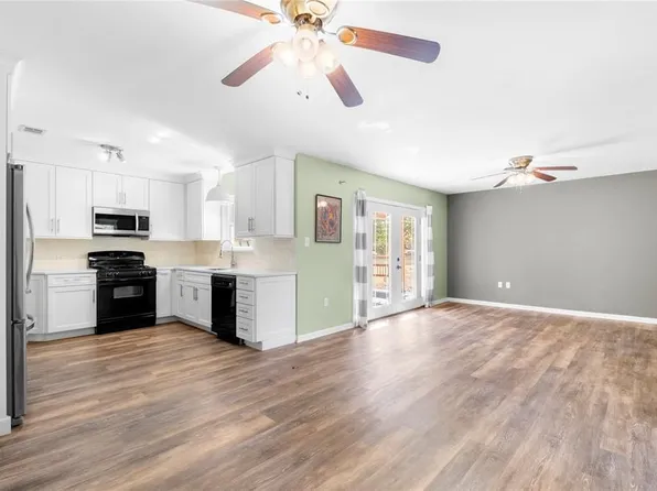 11502 Hilltop St, Austin, TX 78753