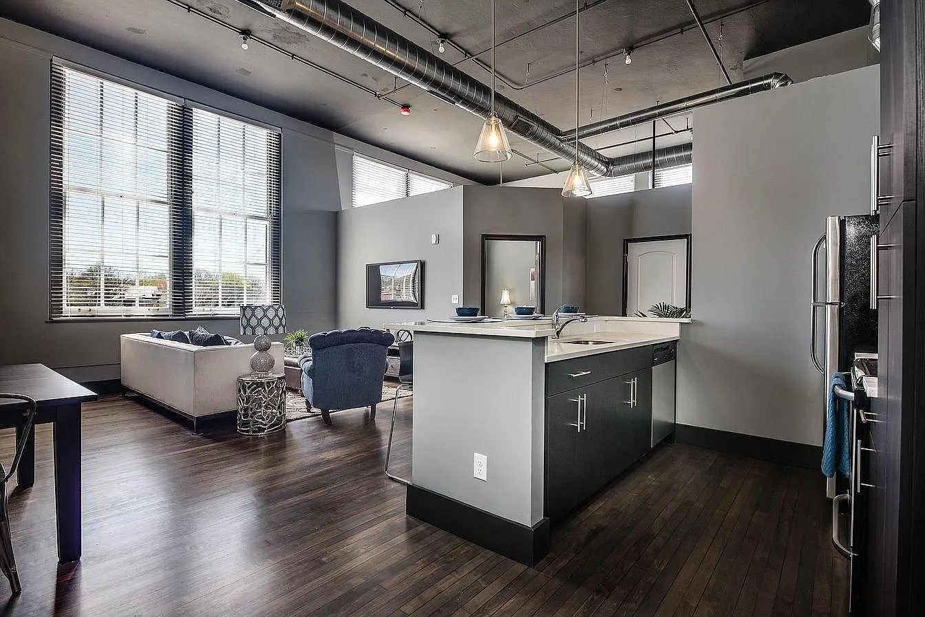 Sherman Lofts — Photo 1