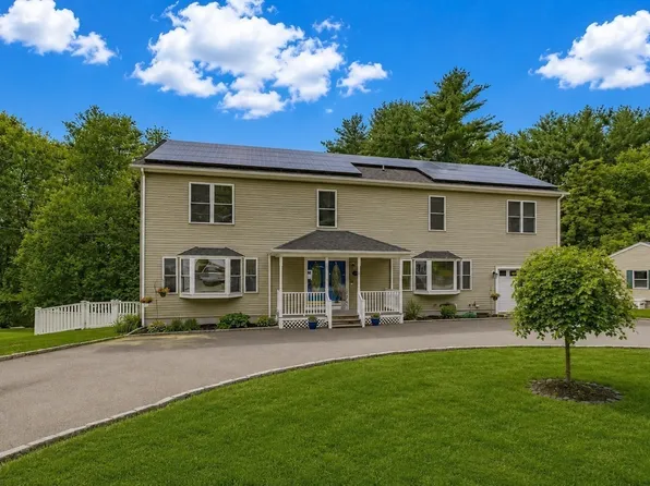 12 Corcoran Rd, Burlington, MA 01803