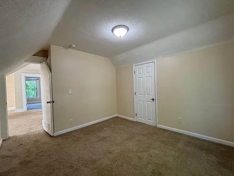 1159 Bush Ave — Photo 18