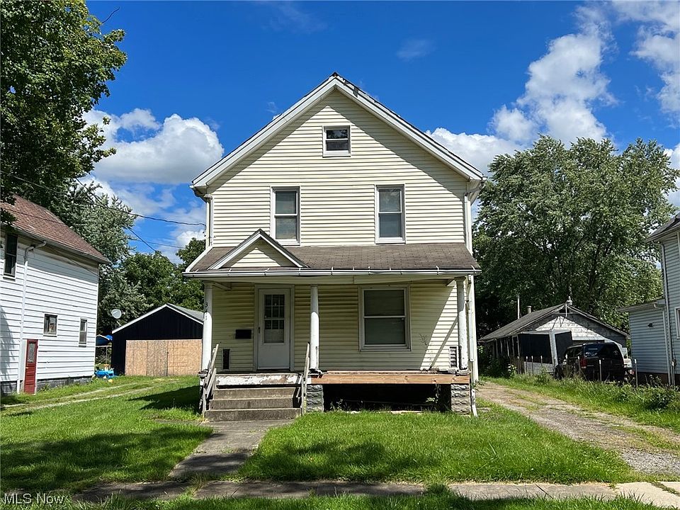 1st image of 341 Charles Ave SE