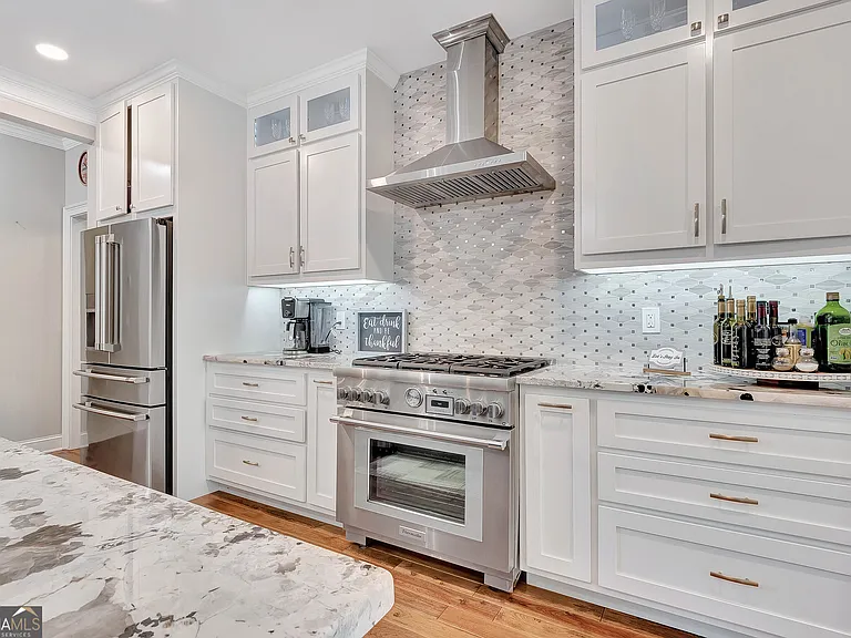 140 Lake Park Ct — Photo 27