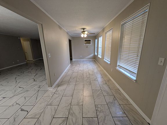 4th image of 3160 Andes Dr