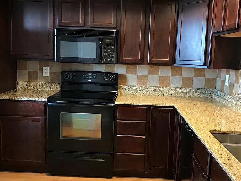 201 W Laurel St #708 — Photo 6