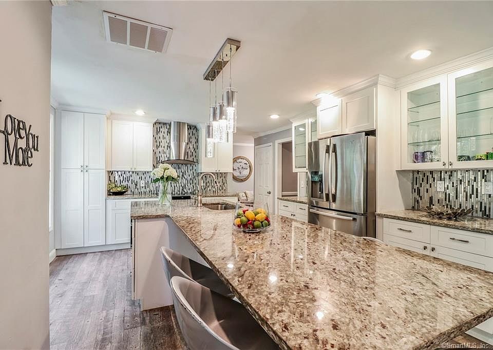 21 Kimberly Dr, Brookfield, CT 06804 Zillow