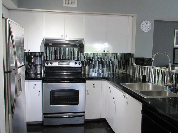 5th image of 1707 Village Blvd APT 305