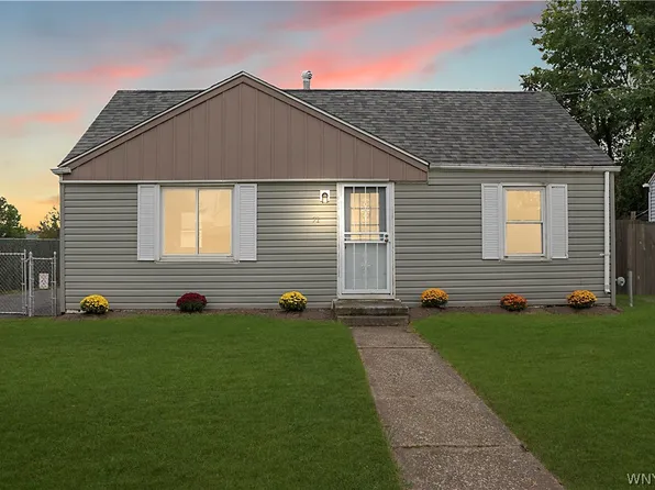 71 Race St, Buffalo, NY 14207