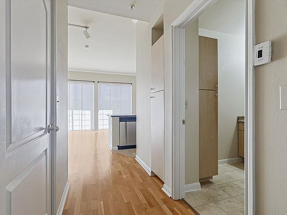 4th image of 3225 Turtle Creek Blvd APT 1137B