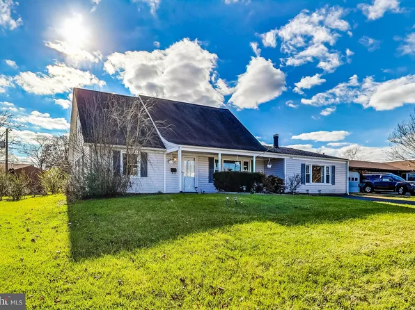 12705 Clearfield Dr, Bowie, MD 20715