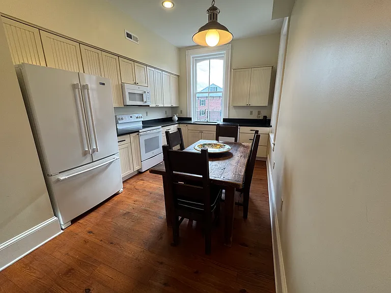 17 Bridge St #A — Photo 9