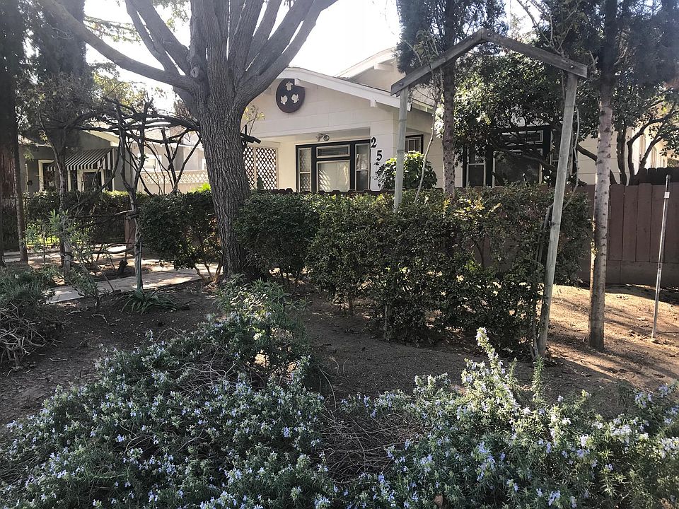 1st image of 2517 N Maroa Ave