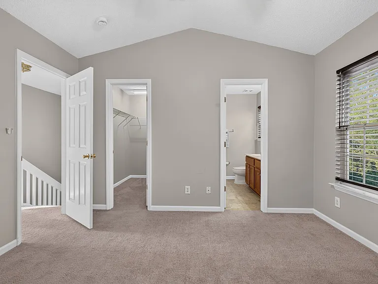 80 Tannenbaum Cir — Photo 24