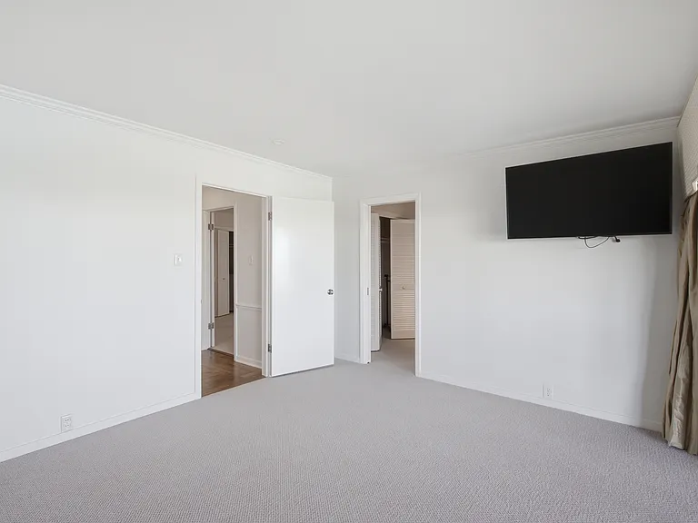 1806 Sebastian Dr — Photo 8
