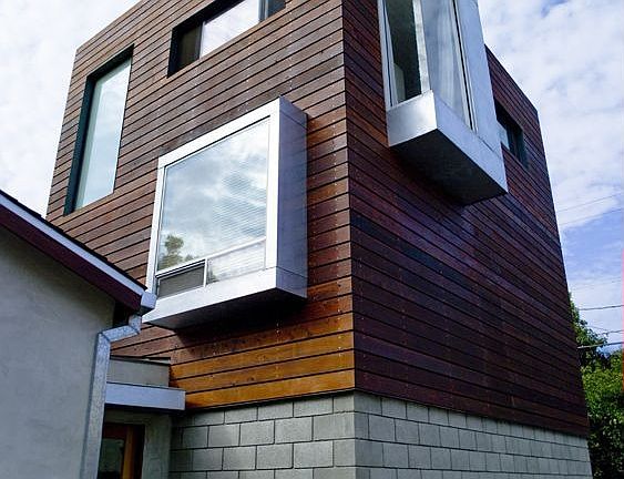 2nd image of 3774 Ashwood Ave