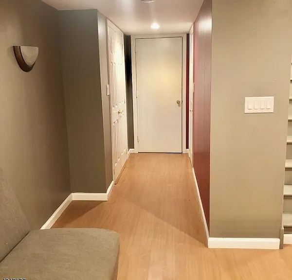 676 Grove St — Photo 8