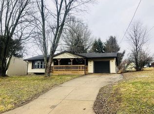 201 Shirley Ave, Mount Vernon, OH 43050
