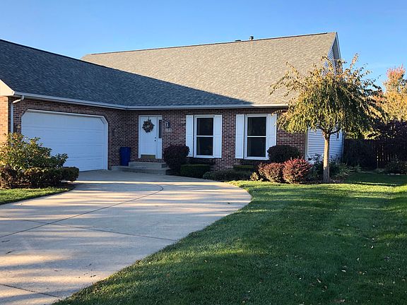 Non-Street Facing Garage