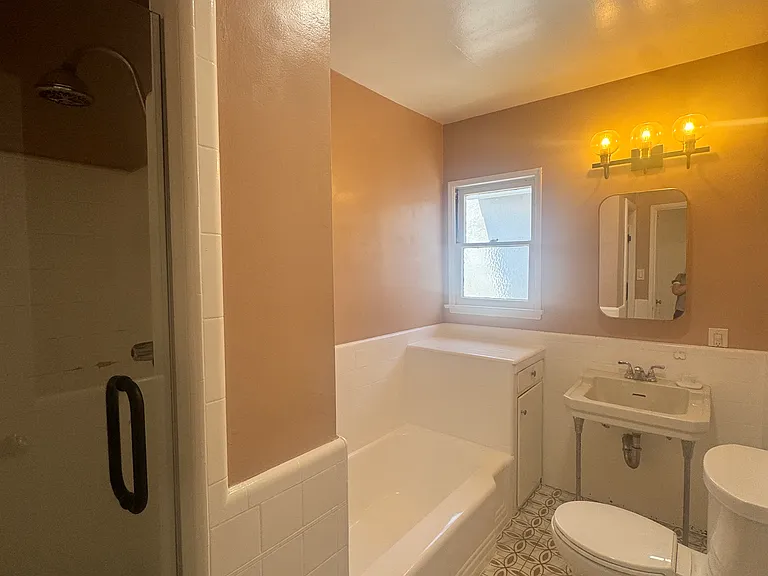 1453 1/2 S Beverly Dr — Photo 18
