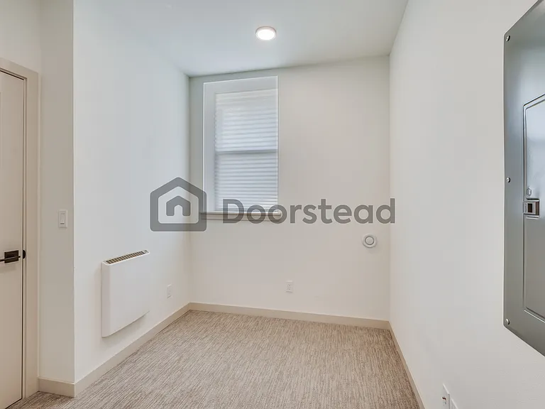 722 N 36th St — Photo 8