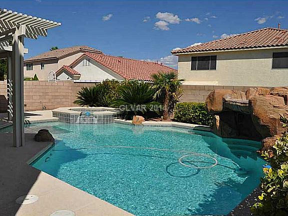 2nd image of 2946 Indigo Haven Ct