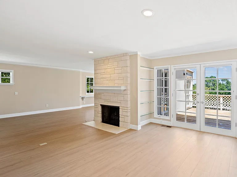 642 Toyon Dr — Photo 25