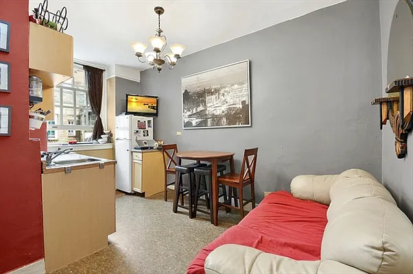 Sold by Citi Habitats | media 30