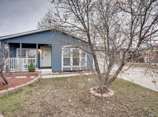 691 Meadowlark Ln, Lochbuie, CO 80603